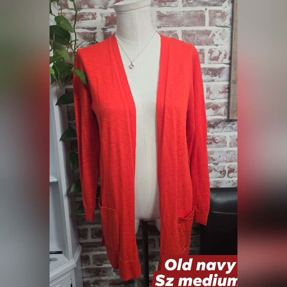 Old navy carnigan sweater sz medium orange